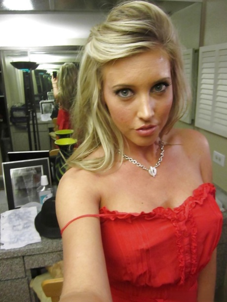 Samantha Saint vakker modell bilder