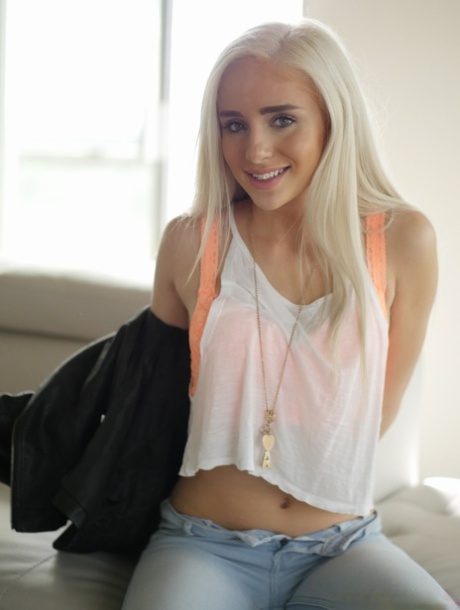 Naomi Woods pornostjerne bilder