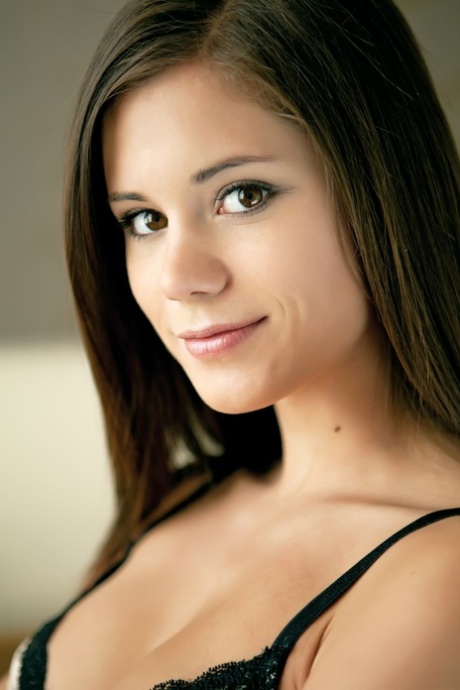 Little Caprice pen modell bilder