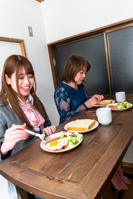 Takako Maruyama skuespillerinne av høy kvalitet foto